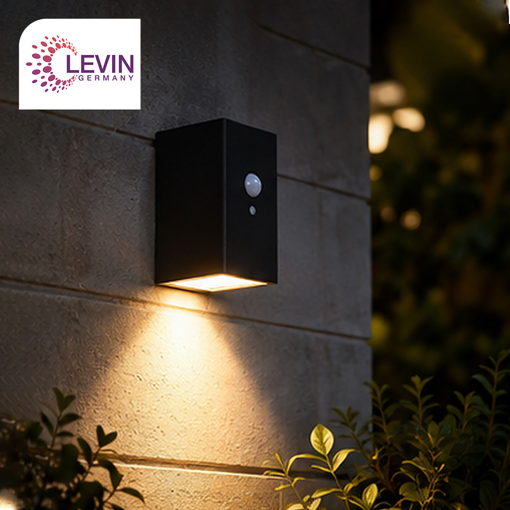 Compact Solar Wall Light
