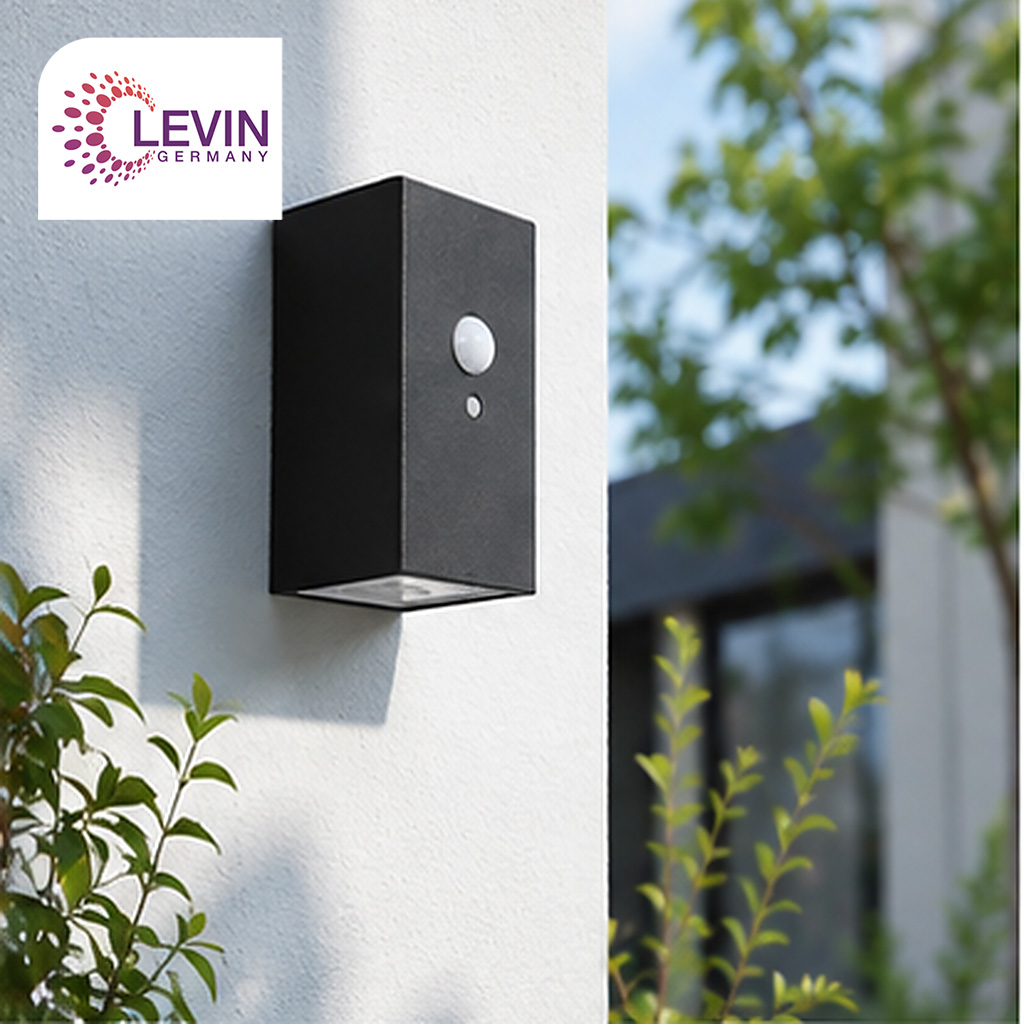 Compact Solar Wall Light
